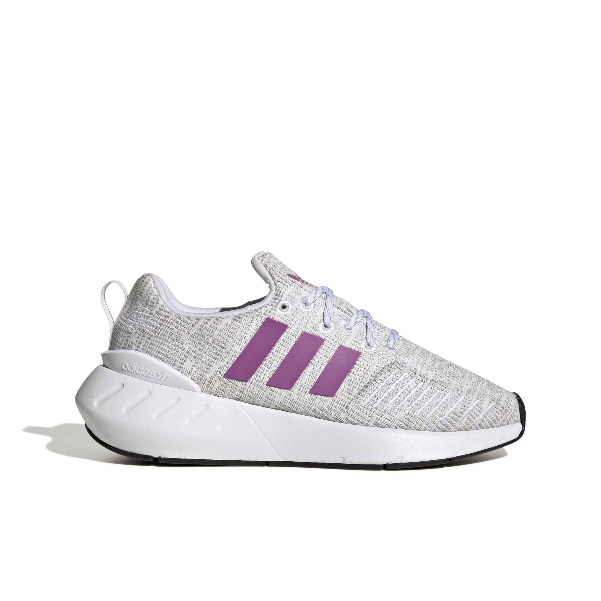 adidas Originals Swift Run 22